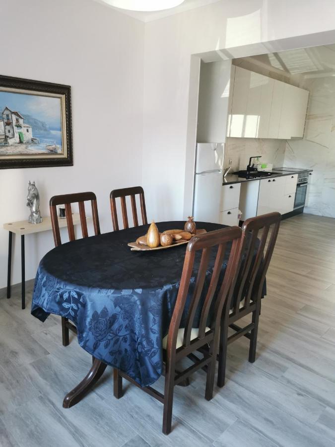Casa Do Paco Apartment Almeirim Luaran gambar